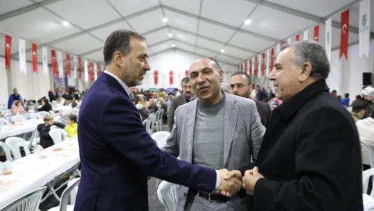 Başkan Yılmaz: 'Tek bilek tek yüreğiz biz Türkiye'yiz'