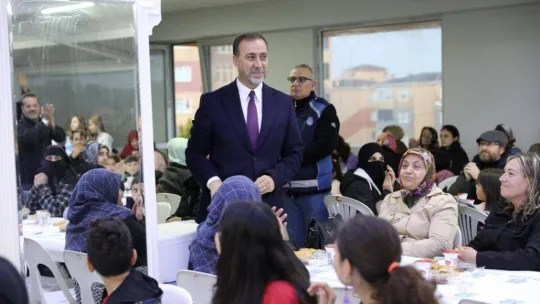 Silivri belediyesi Ramazan'da 115 bin kişilik iftar yemeği verdi