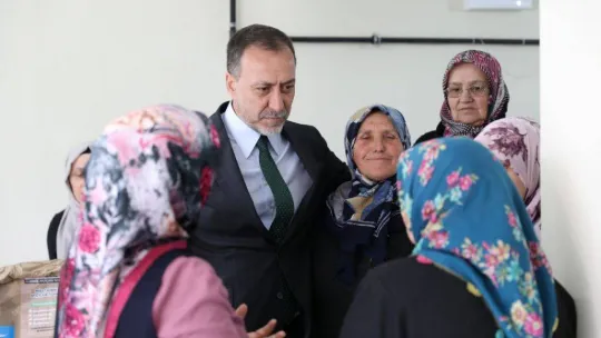 Silivri belediyesinden üreticilere 7 milyon TL'lik Ayçiçek tohumu desteği