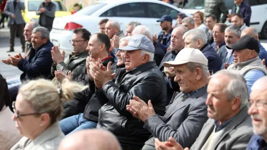 Silivri belediyesinden üreticilere 7 milyon TL'lik Ayçiçek tohumu desteği