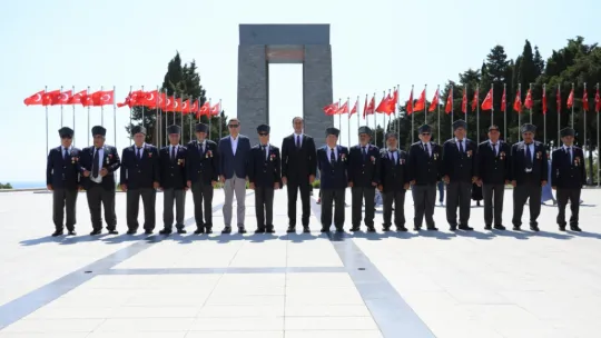 Silivrili Kıbrıs gazileri şehitler diyarı Çanakkale'yi gezdi