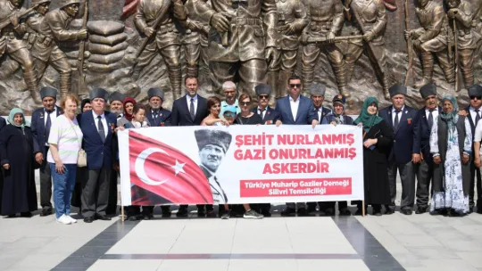 Silivrili Kıbrıs gazileri şehitler diyarı Çanakkale'yi gezdi