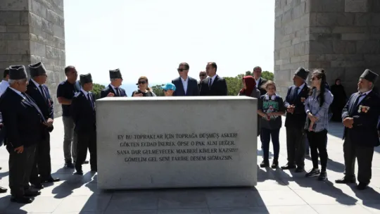 Silivrili Kıbrıs gazileri şehitler diyarı Çanakkale'yi gezdi