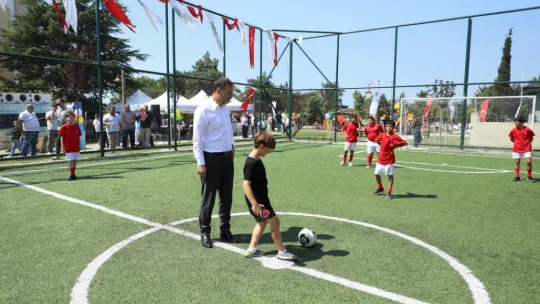 Kavaklı yeni sağlık merkezi ile park ve spor sahalarına kavuştu