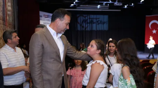 Ücretsiz İngilizce kursunda sertifika heyecanı yaşandı