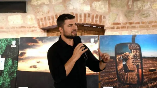 Fotoğraf yarışması sergisi ziyarete açıldı