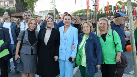 Çanta Atatürk parkına coşkulu açılış