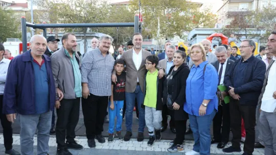 Çanta Atatürk parkına coşkulu açılış