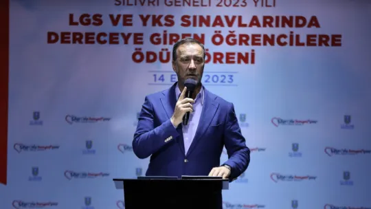 Silivri Belediyesinden YKS ve LGS'de dereceye giren öğrencilere ödül