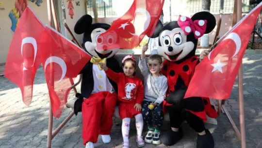 Başkan Yılmaz Kavaklı'da kadınlarla buluştu