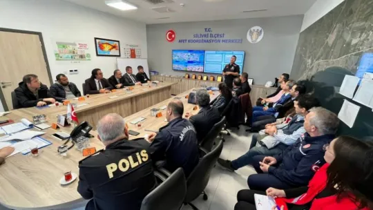 Silivri'de karla mücadele toplantısı yapıldı