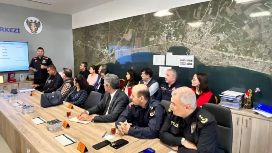 Silivri'de karla mücadele toplantısı yapıldı