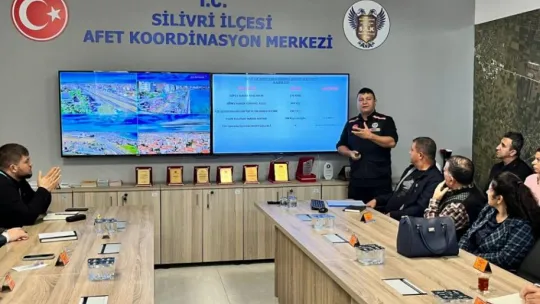Silivri'de karla mücadele toplantısı yapıldı