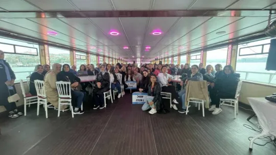 Silivrili kadınlar boğazın tadını çıkarıyor