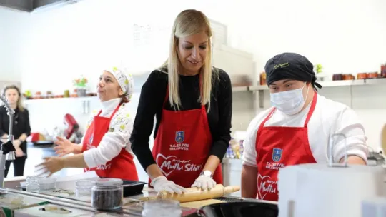 Başkan Yılmaz Silivri'deki özel bireylerle bir araya geldi