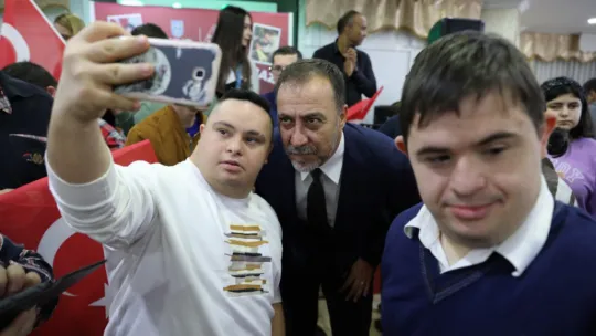 Başkan Yılmaz: 'Gönül gönüle verildiğinde aşılamayacak hiçbir engel yoktur'