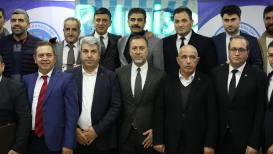 Erzurumlular gecesinde başkan Yılmaz'a yoğun ilgi