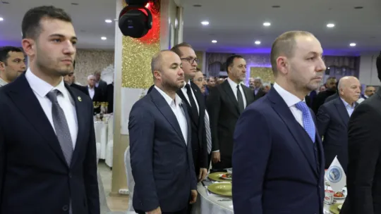 Erzurumlular gecesinde başkan Yılmaz'a yoğun ilgi