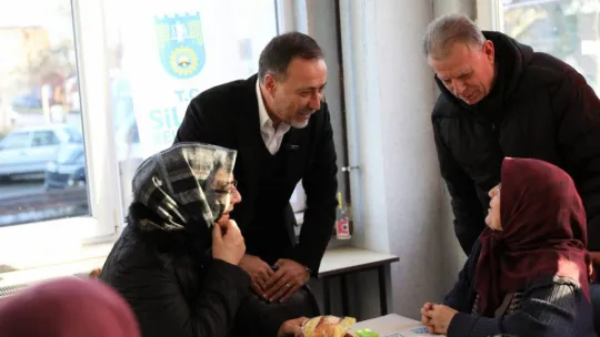 Başkan Yılmaz: 'Hanımefendilerle yol yürüyoruz'