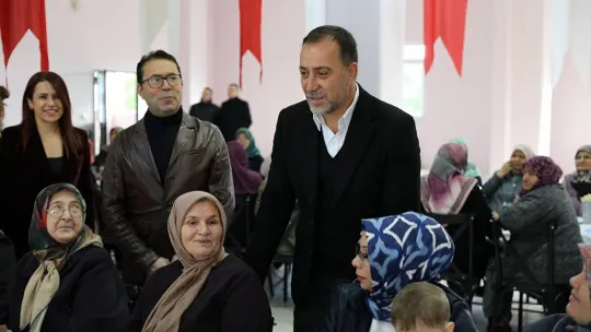 Başkan Yılmaz: 'Hanımefendilerle yol yürüyoruz'