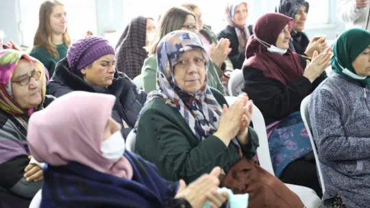 Başkan Yılmaz Çayırdereli Kadınlarla Buluştu