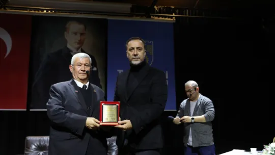 Volkan Yılmaz gece gündüz mesaide