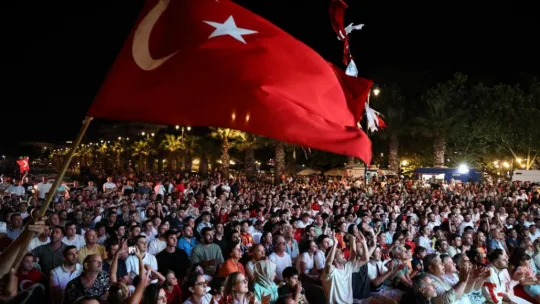 Silivri Sahilinde Milli Takım Maç coşkusu