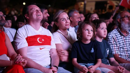Silivri Sahilinde Milli Takım Maç coşkusu
