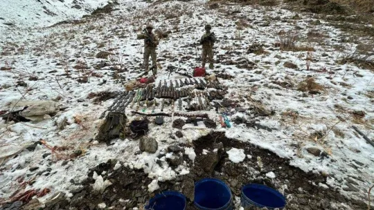 PKK terör örgütünün toprağa gömülü mühimmatları imha edildi