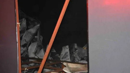 Plastik geri dönüşüm fabrikasında çıkan yangın söndürüldü