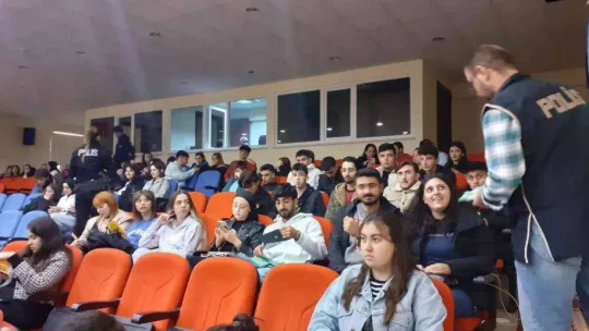 Polis ekiplerince 'En İyi Narkotik Polisi Anne' sunumu yapıldı