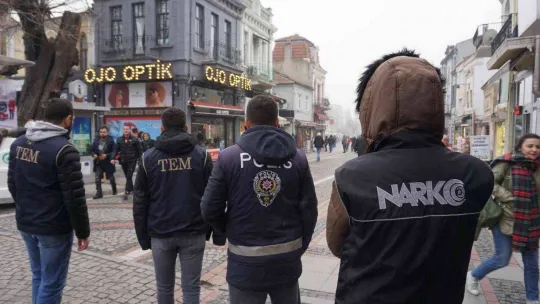 Polis ekiplerinden yılbaşı öncesi büyük uygulama