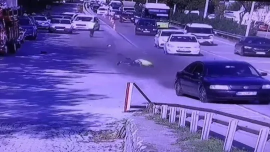 Polisi sürükleyen sanığa avukattan 'Meclis kartı' sorusu