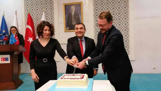 Polonya'dan Türk öğrencilere burs