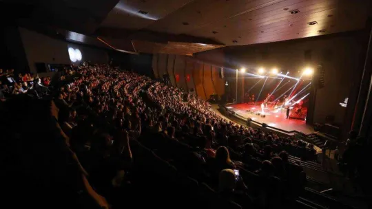 Pop müziğin sevilen ismi Buray Başakşehir'de