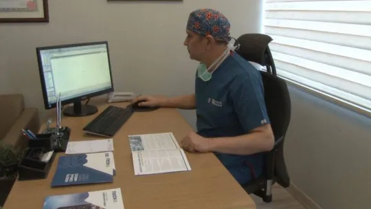 Prof. Dr. Biri: 'Thulium Fiber Lazer Prostatektomi (TUFLEP) tedavisi ile hastalığın tekrarlama ihtimali yok denecek kadar azdır'