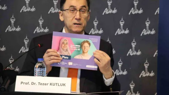 Prof. Dr. Kutluk: 'Özellikle vücut kitle endeksi yüksek olan kişilerde belli kanser türleri yüksek görünüyor'