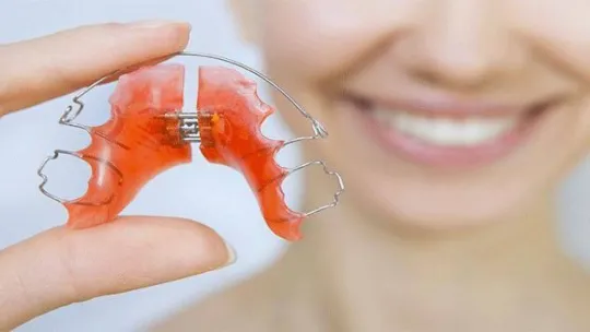 Prof. Dr. Ramoğlu: 'Ortodontik tedavi her yaşta mümkün'