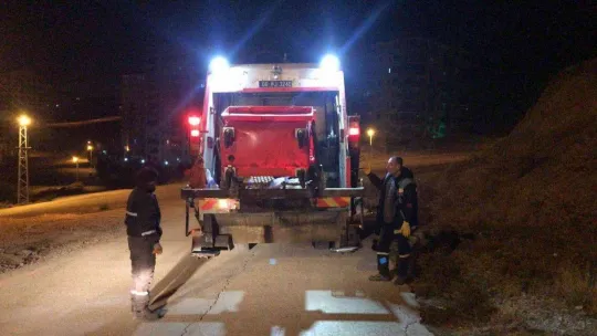 Pursaklar'da gece gündüz temizlik çalışması