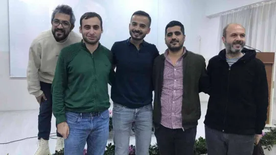 Radyo sunucusu Özadlı, öğrencilerle Buluştu