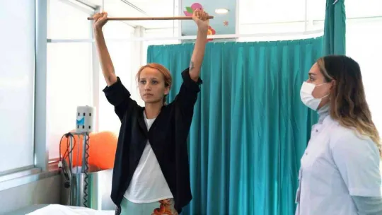 Rus kızın yüzü Türkiye'de güldü