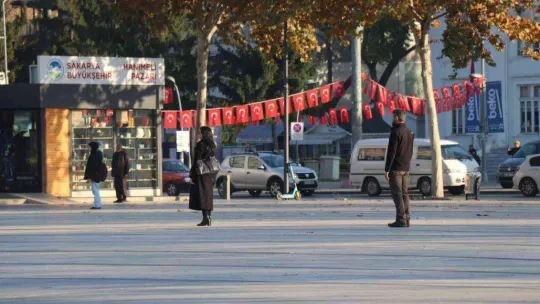 Saat 09.05'te Sakarya'da hayat durdu