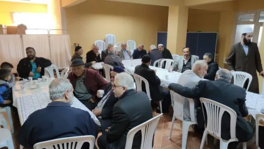 Sabah namazı buluşmaları devam ediyor