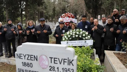 Şair Neyzen Tevfik, vefatının 70. yıl dönümünde Kartal'da anıldı