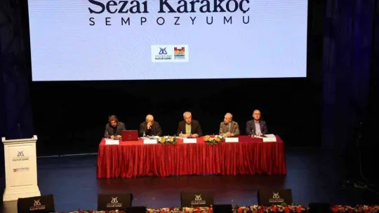 Şair Sezai Karakoç, ölümünün 1. yılında Zeytinburnu'nda anıldı