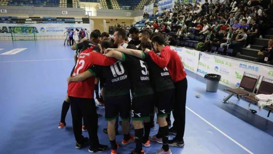 Sakarya Büyükşehir hentbol sahasında Trabzon'u konuk ediyor