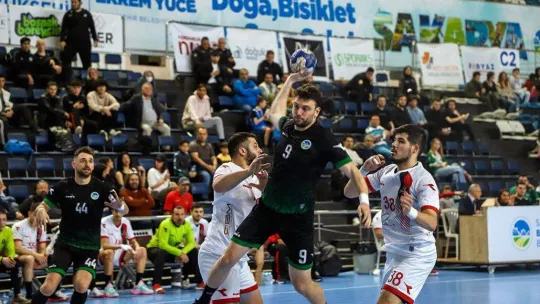 Sakarya Büyükşehir hentbol Ümraniye'nin konuğu olacak