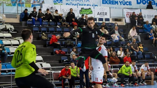 Sakarya Büyükşehir hentbol Ümraniye'nin konuğu olacak