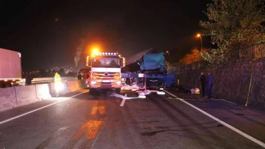 Sakarya D-650 Kara Yolu'nda feci kaza: 1 ölü, 1 yaralı