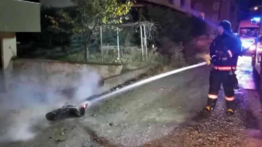 Sakarya'da bir evde çıkan yangın itfaiye ekiplerince söndürüldü